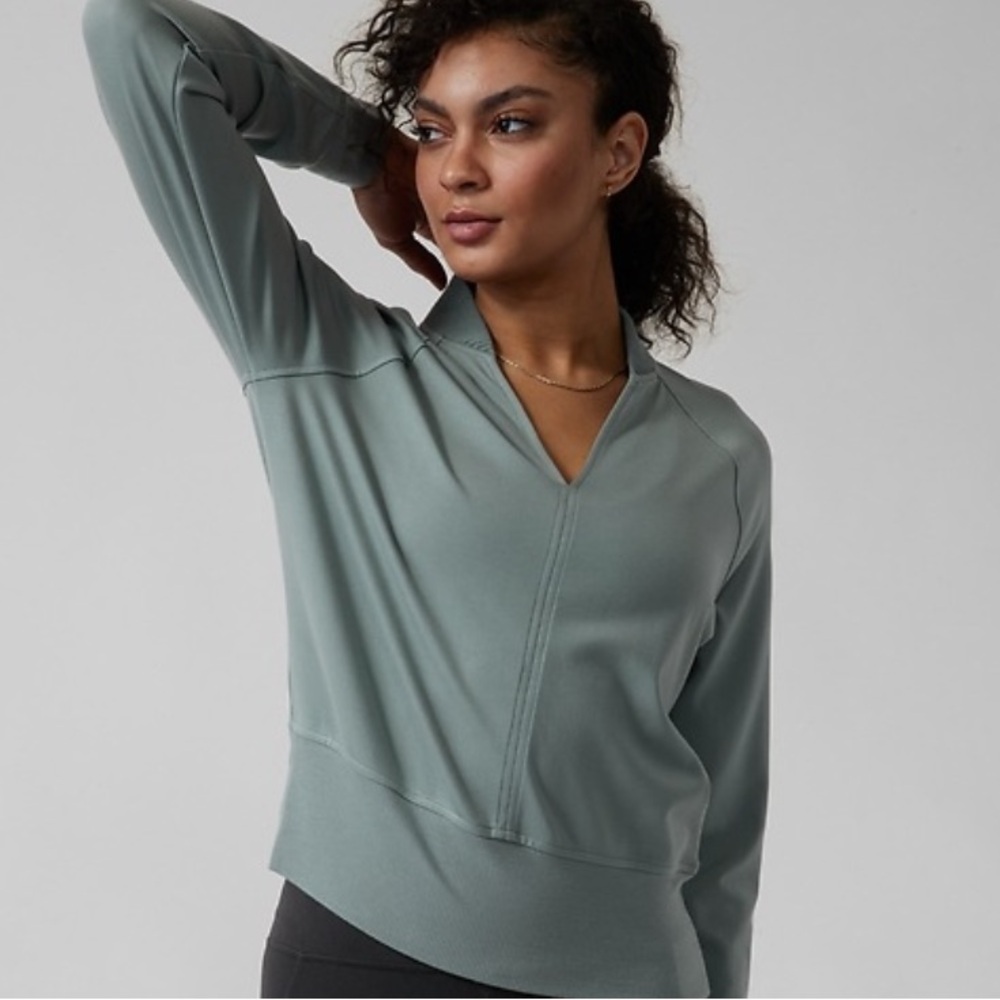 Athleta Eastbound V-Neck‎ Sweatshirt